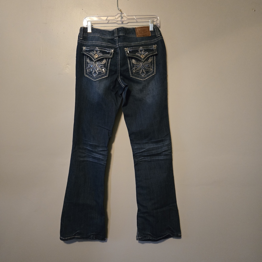 Ariya Women's Jeans - Picture 3 of 5